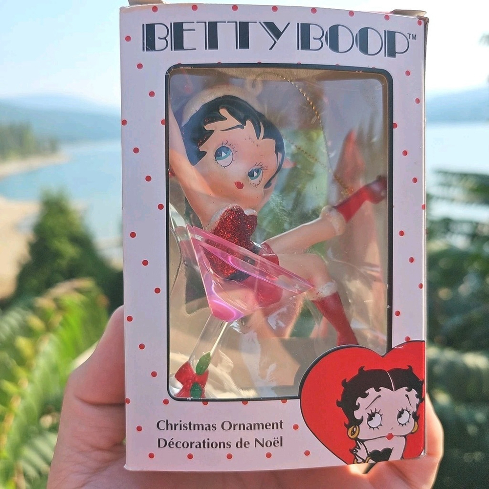 Betty Boop Kurt Adler Christmas Ornament Sitting In Champagn Glass 2010 With Box